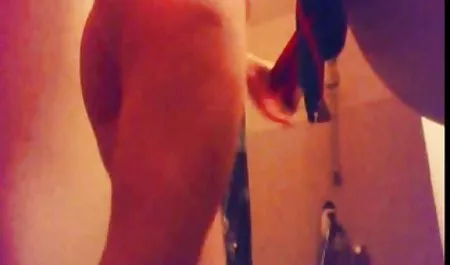 مسابقه عكس كير تو كس دهنده زیبایی تیفانی آماده است تا برنده شود