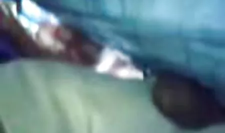 سینه های طبیعی بزرگ فیلم سکس کیرکوس صورت را سوراخ می کنند
