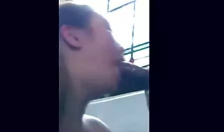 امروزه مقدار بیش از حد اسپرم روی عکسهای سکسی کوس و کیر جوانان او آشکار است