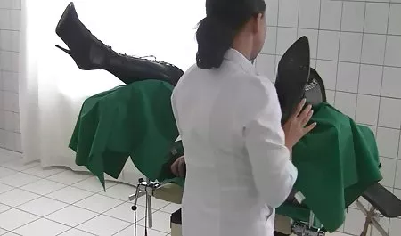 سارا جی را در عکس کیر وکوس سکسی طول جلسه می بیند